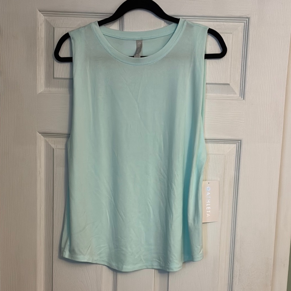 Athleta Boxy Green Muscle Tee